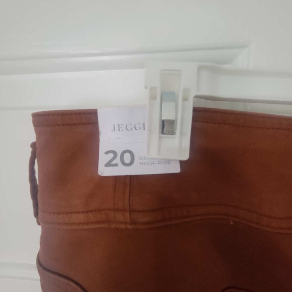 Lane Bryant N.W.T ultra high rise jeggings - Picture 7 of 7
